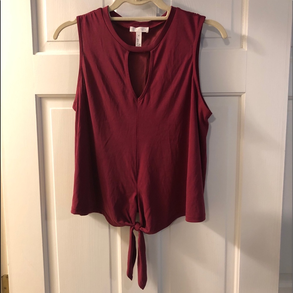 Leith tie tank